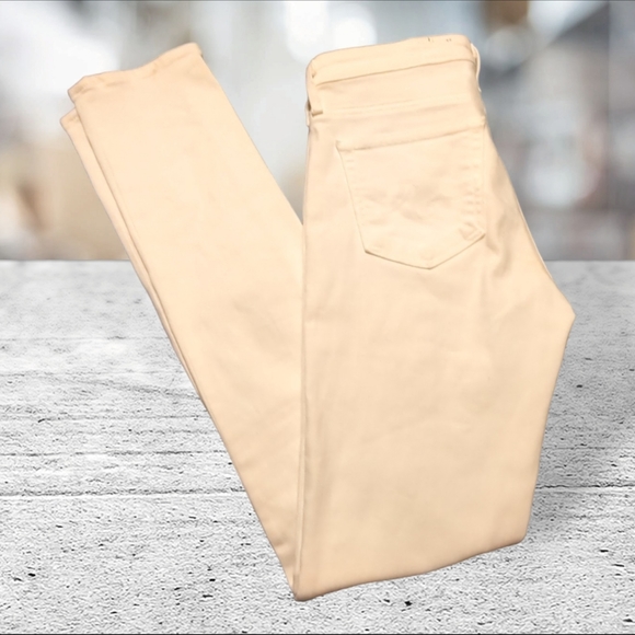 AG Adriano Goldschmied the prima Midrise cigarette white jeans size 25R. - Picture 5 of 14